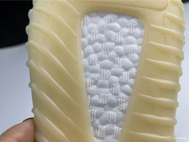 YEEZY 350 V2 GY3438 BOOST ADIDAS 0731